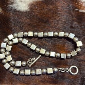 2 pc necklace & bracelet.